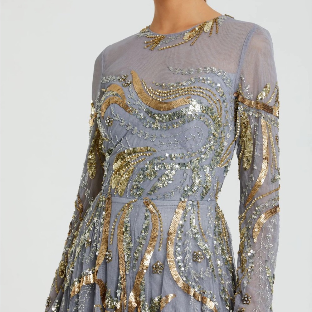 BNWT MAC DUGGAL
Long Sleeve Embellished Illusion Evening Gown #5217